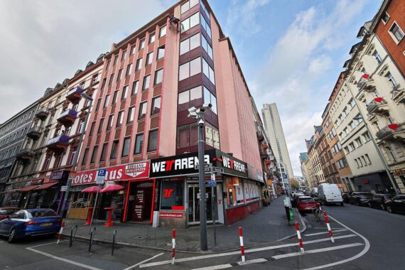 Überwachungskameras im Frankfurter Bahnhofsviertel zur Bekämpfung von Drogenkriminalität und Sicherheit.