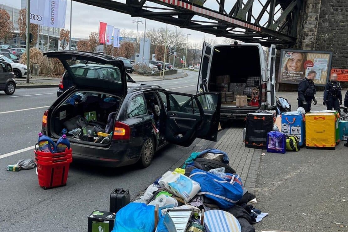 Polizei findet gestohlene Fahrräder in überladenen Fahrzeugen in Hagen