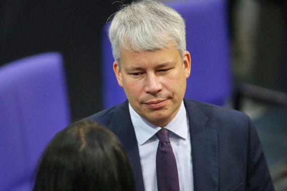 Steffen Bilger spricht zur Rentenreform, unionsinterne Einigkeit und strategische Abstimmung stehen im Fokus.