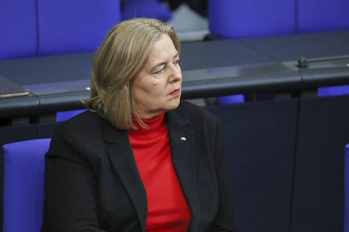 Bas verteidigt neue Grundsicherung