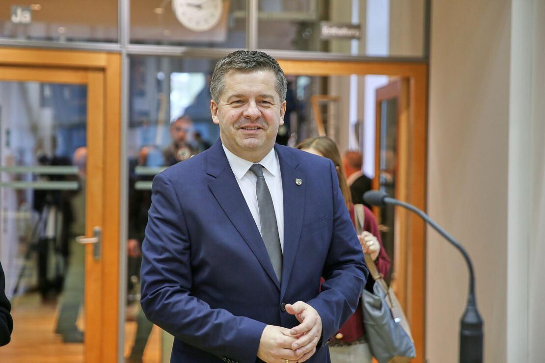 Landtag wählt Schulze zum neuen Regierungschef in Sachsen-Anhalt