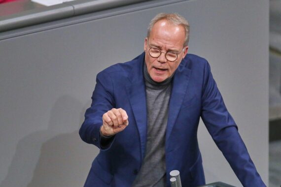 Matthias Miersch diskutiert fairere Besteuerung hoher Erbschaften und kündigt Reform an.