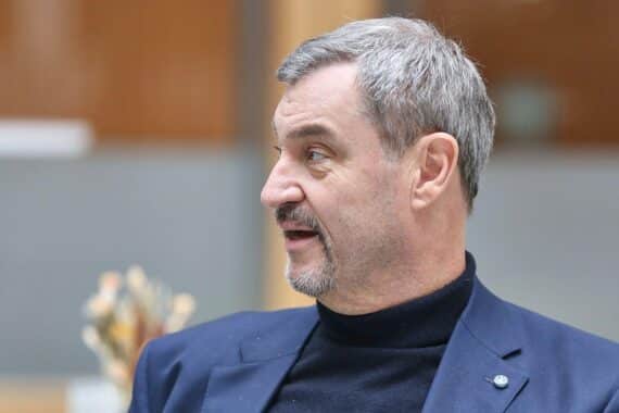 Markus Söder im Streitgespräch mit Elisabeth Kaiser über den Länderfinanzausgleich und Solidarität.