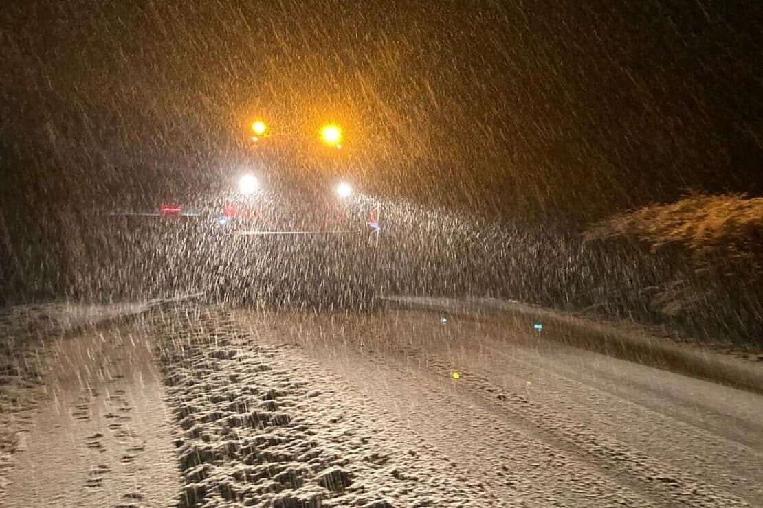 Schnee behindert Müllabfuhr in Bergisch Gladbach