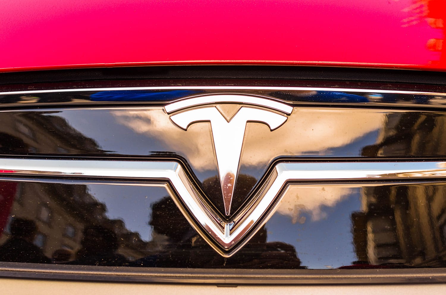 Tesla (TSLA) am 21.08.2026: Stand 19:55 Uhr 310,16 €