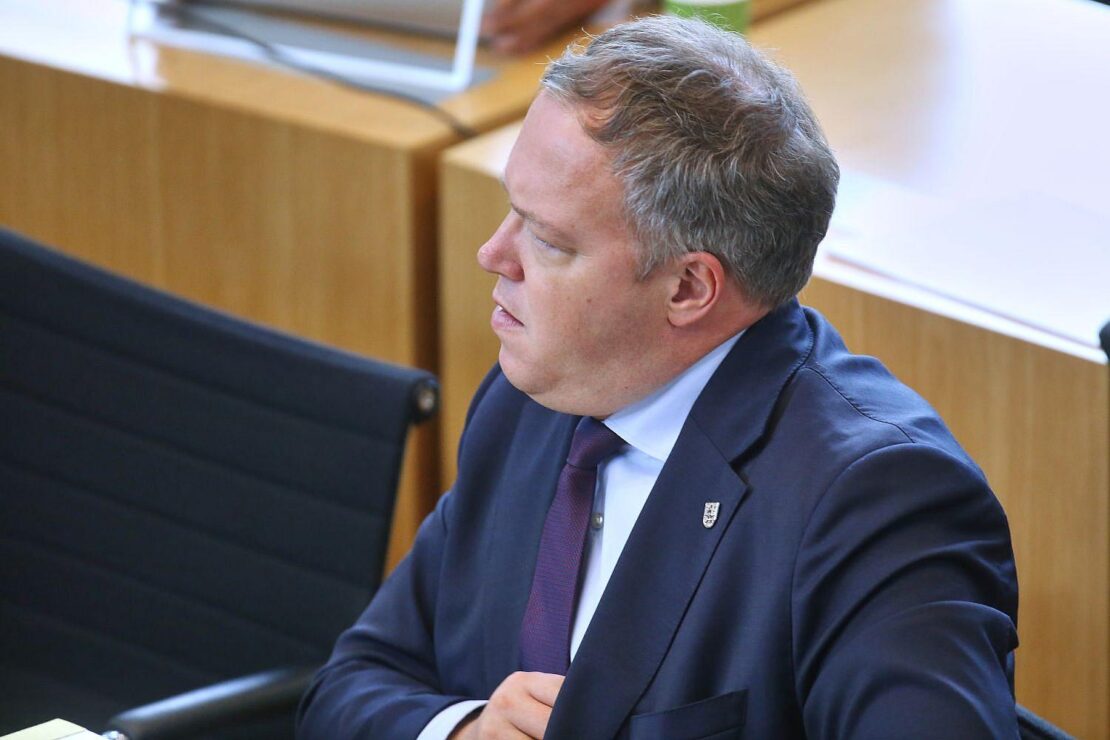 Voigt mahnt schnellere Umsetzung politischer Vorhaben im Bund an