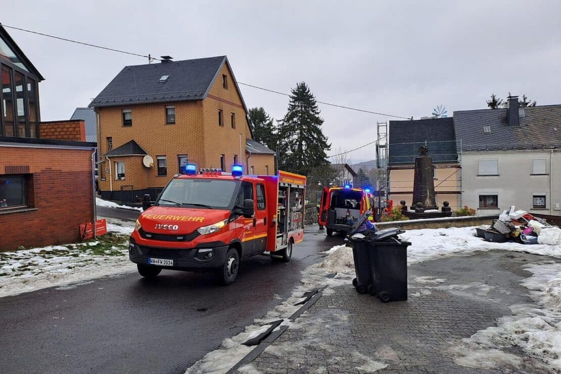 Wohnhaus nach Zimmerbrand in Weltersburg unbewohnbar – Haustiere verenden