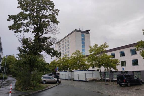 Rathaus Wolfsburg mit Bürgerbeteiligung und strategischem Leitbild für nachhaltige Stadtentwicklung.