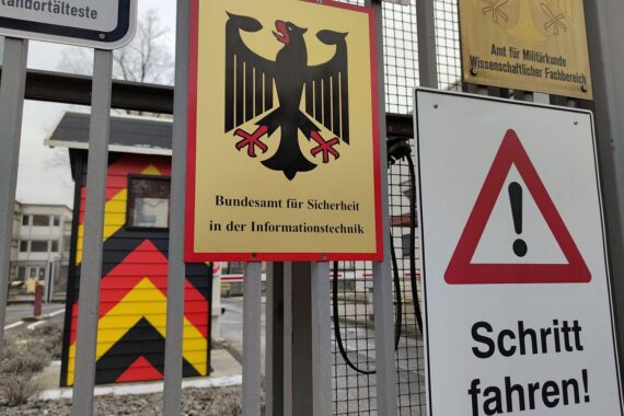 Sitzungen im BSI und BMI; Cyberattacken auf Deutsche Bahn ohne Kundendaten betroffen.