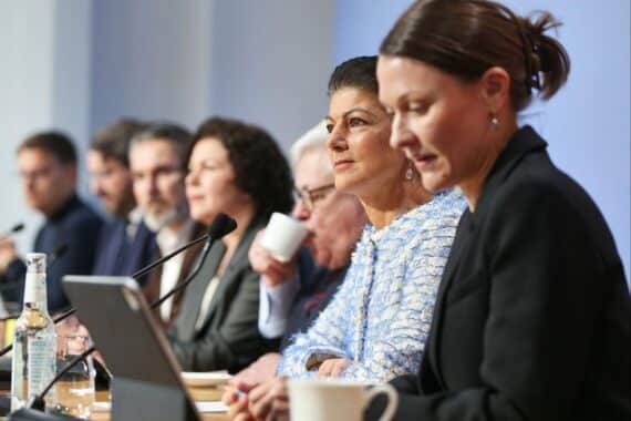 Pressekonferenz des BSW zur Wahlprüfungsbeschwerde mit Sahra Wagenknecht und Fabio De Masi.