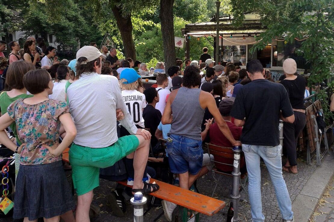 Bundesregierung macht Weg für Public Viewing bei Fußball-WM frei