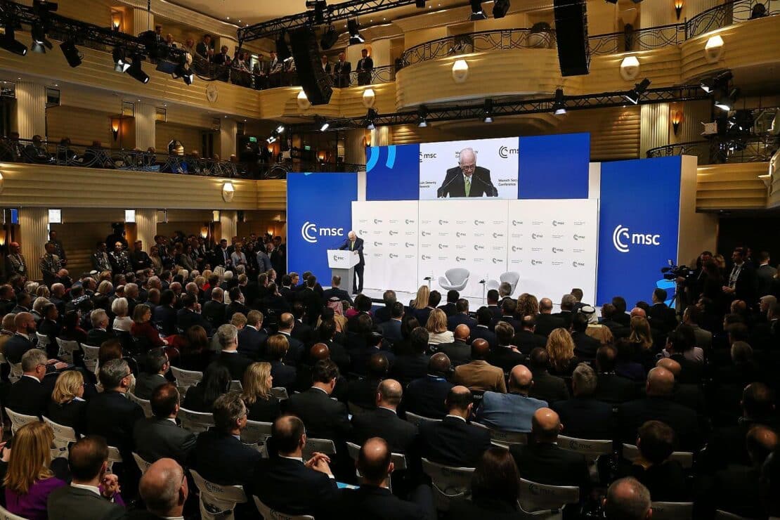 Bundesregierung mit Verlauf der Sicherheitskonferenz zufrieden