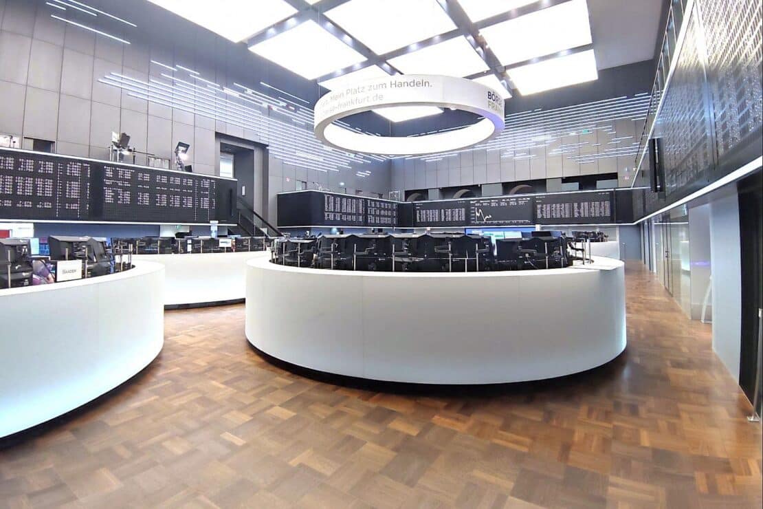 Dax startet im Minus – Zollangst belastet