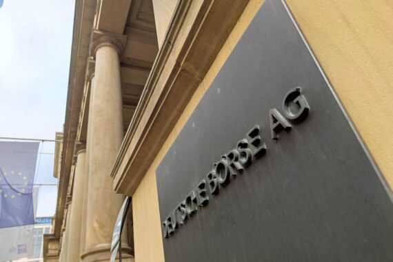 Euronext und Deutsche Börse: Offenheit für Kooperation, aber keine Fusion aktuell angestrebt.