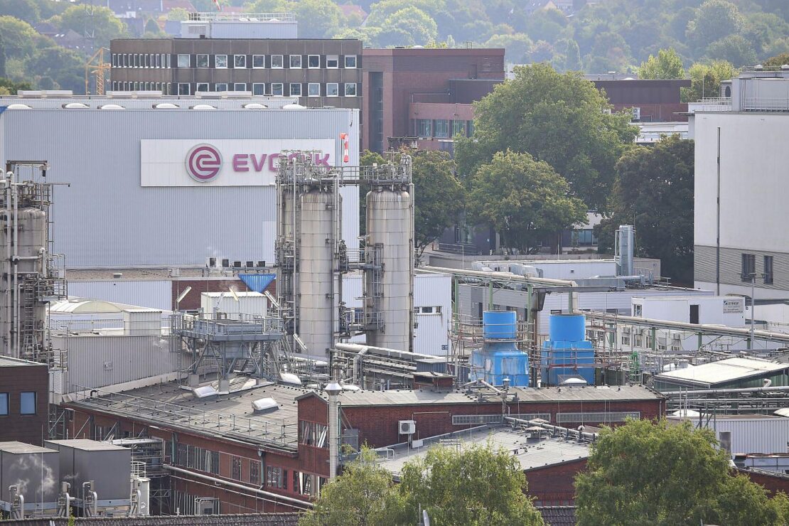 Evonik erwägt Rückforderung von US-Zöllen