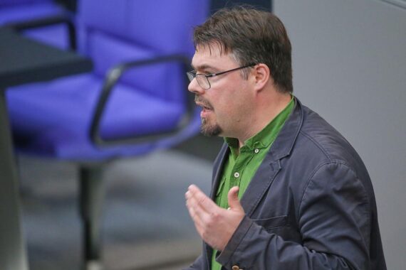 Helge Limburg fordert Rückführung von Maja T. nach Deutschland wegen rechtsstaatlicher Grundsätze.