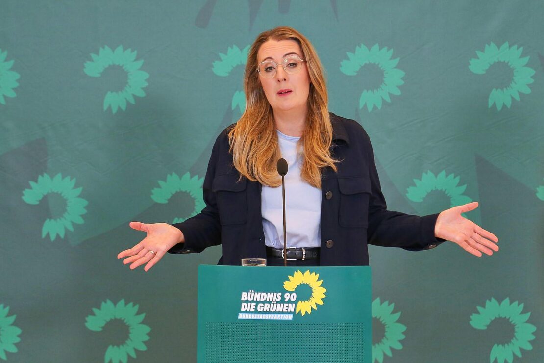 Grüne halten sich Klage gegen Bundeshaushalt offen