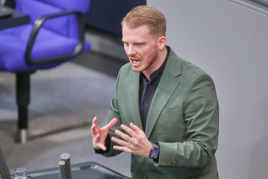 Klüssendorf kritisiert Altersanspruch von Abgeordneten als zu hoch