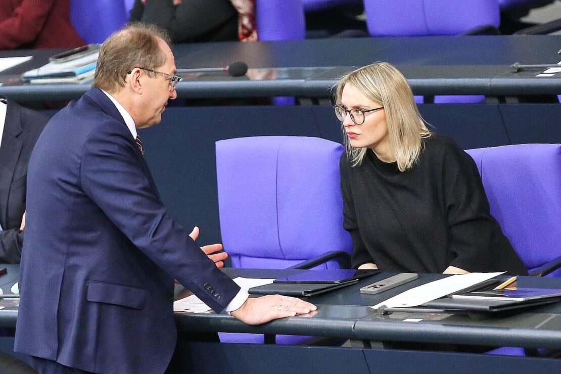 Kürzung bei Kursen: Integrationsbeauftragte tritt Dobrindt entgegen