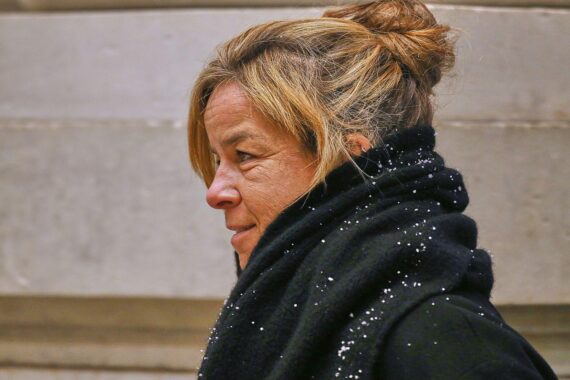 Mona Neubaur besucht innovative Unternehmen in NRW, die Nachhaltigkeit und Effizienz fördern.