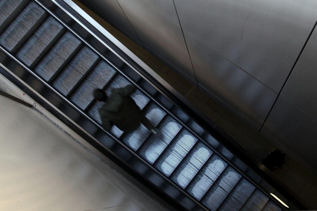 Ministerium drängt Bahn zu schneller Reparatur kaputter Rolltreppen