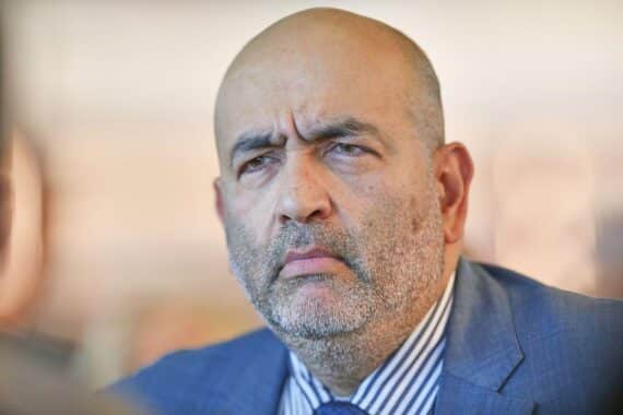 Omid Nouripour fordert Sanktionen gegen das iranische Regime und striktere Maßnahmen in Deutschland.