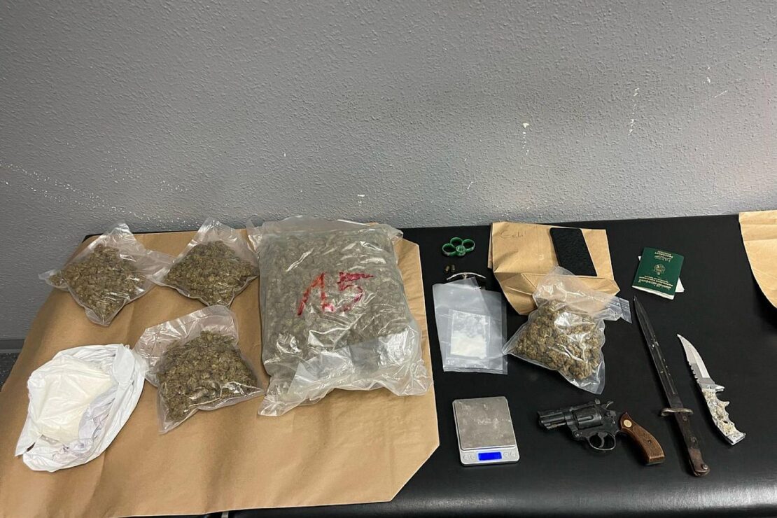 Polizei beschlagnahmt Drogenlager in Köln nach Einsatz wegen häuslicher Gewalt