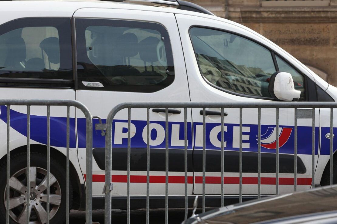 Polizei schießt auf Messerangreifer in Paris