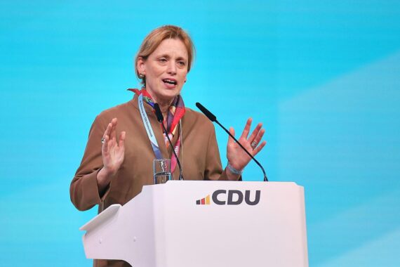 Karin Prien und Birte Glißmann nach Wiederwahl im CDU-Bundesvorstand, stolz und optimistisch.