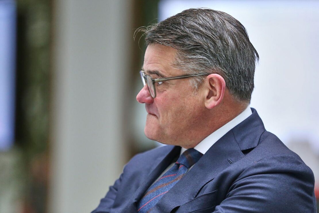 Rhein stellt sich gegen Forderungen von CDU-Wirtschaftsflügeln