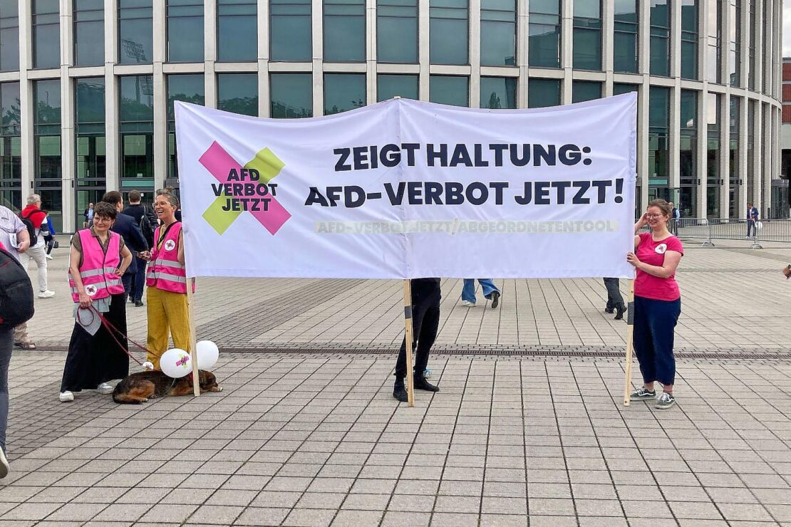 SPD hält an Prüfung von AfD-Verbotsverfahren fest