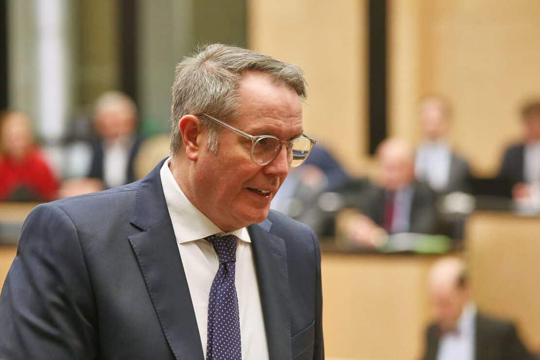 Schweitzer warnt vor zu harter Handelspolitik gegenüber China