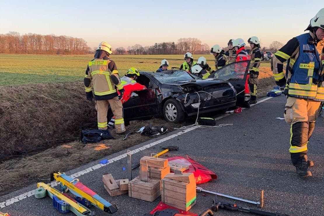 Schwerer Verkehrsunfall zwischen Alveslohe und Ellerau