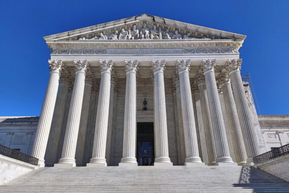 Oberster Gerichtshof der USA, Urteil über Trumps Zölle, politische Auswirkungen, Kongressbefugnisse.