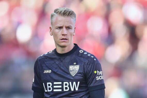 VfB Stuttgart jubelt nach 3:0-Sieg im DFB-Pokal-Viertelfinale gegen Holstein Kiel.