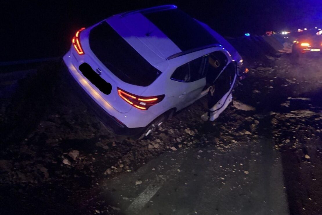 Auto prallt in Baustelle auf Autobahn bei Oberhausen