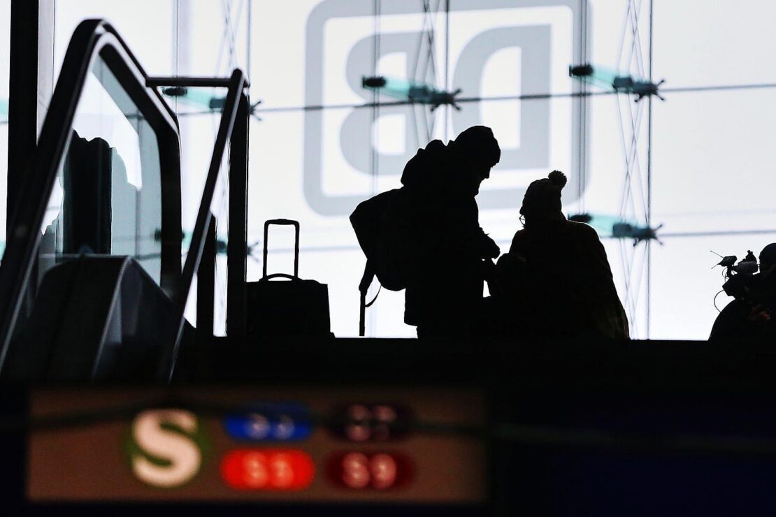 Bahn macht zumindest operativ wieder Gewinn