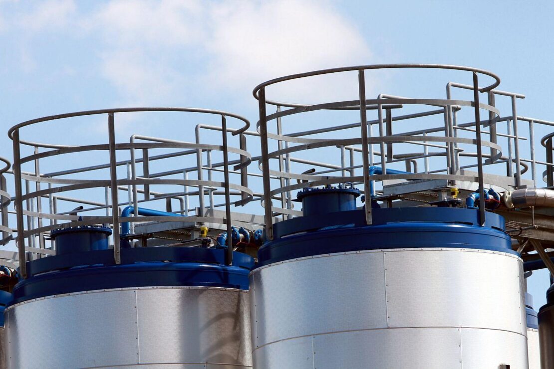 Berichte: Deutschland gibt Teil der nationalen Ölreserven frei