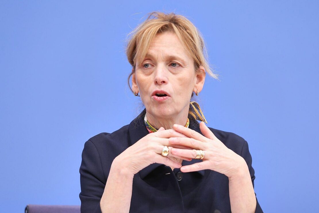 Bildungsministerin Prien will Iran-Krieg in Schulen thematisieren