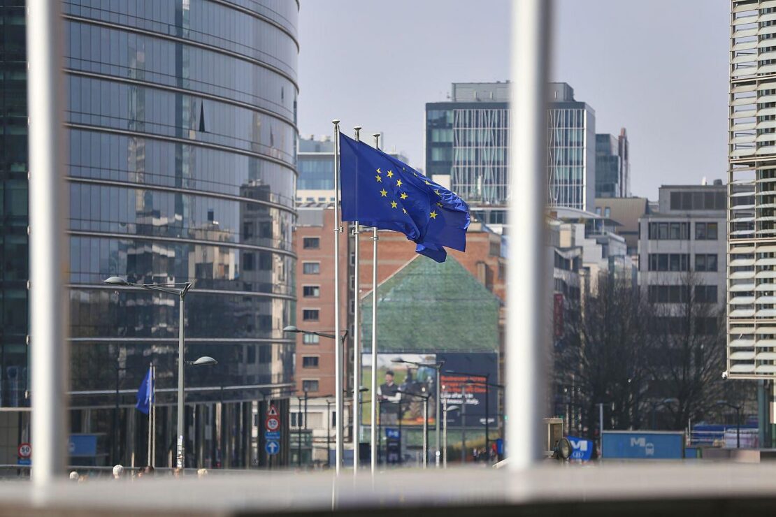 CDU/CSU-Entwurf: EU-Beitragszahlungen an Bürokratieabbau knüpfen