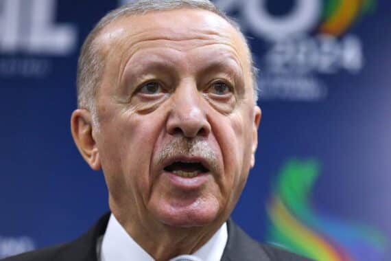 Enes Kanter Freedom warnt vor gesellschaftlicher Spaltung in den USA und kritisiert Erdogan.