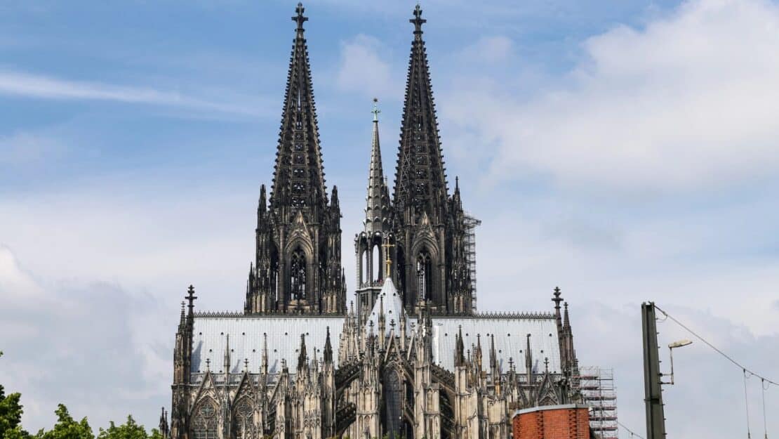 Flexibel in der Domstadt: Der ultimative Guide für Wohnen auf Zeit in Köln