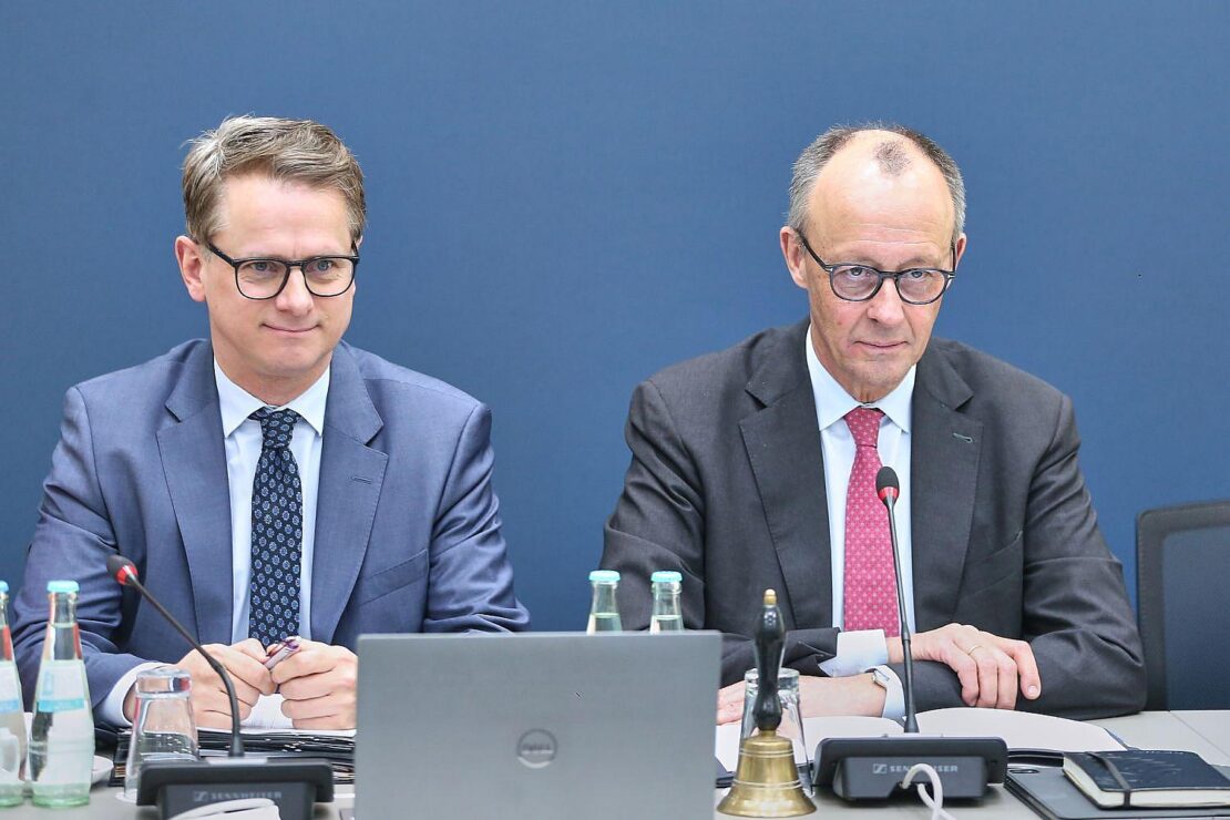 Forsa: Union weiter knapp vor AfD