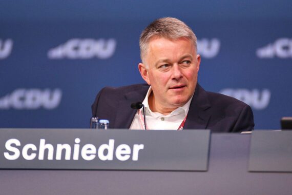 Gordon Schnieder, optimistischer CDU-Spitzenkandidat, spricht über den Wahlkampf in Rheinland-Pfalz.