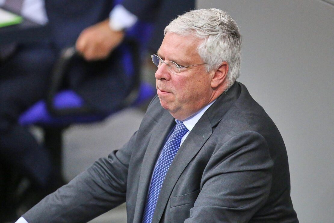 Hardt warnt vor Bedrohung durch Anhänger der Revolutionsgarde