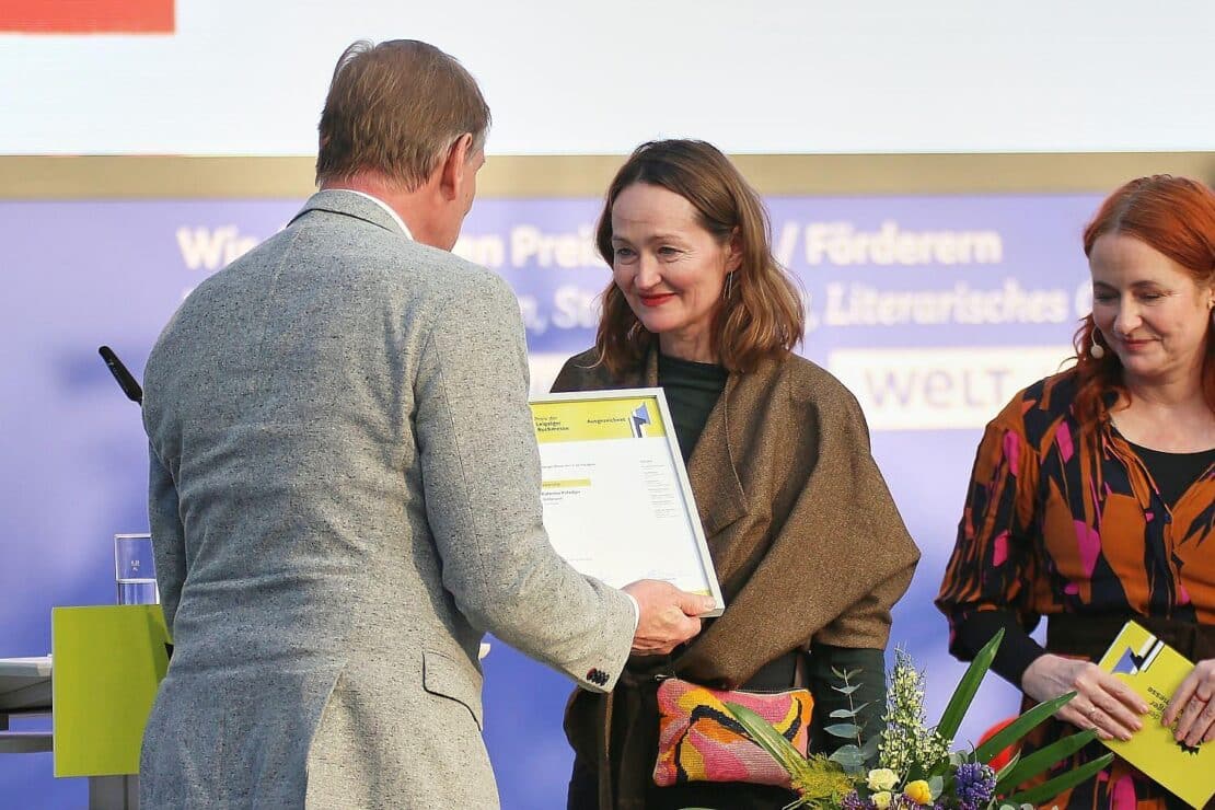 Katerina Poladjan bekommt Preis der Leipziger Buchmesse