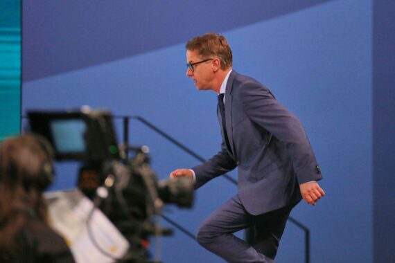 Carsten Linnemann spricht beim CDU-Parteitag in Stuttgart über die bevorstehende Landtagswahl.