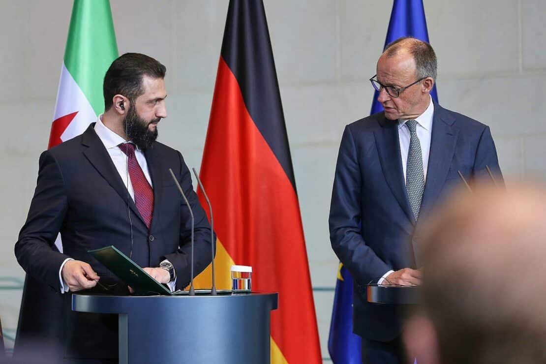 Merz sagt Syrien Unterstützung beim Wiederaufbau zu