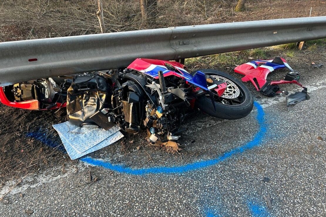 Motorradfahrer bei Unfall auf L356 schwer verletzt