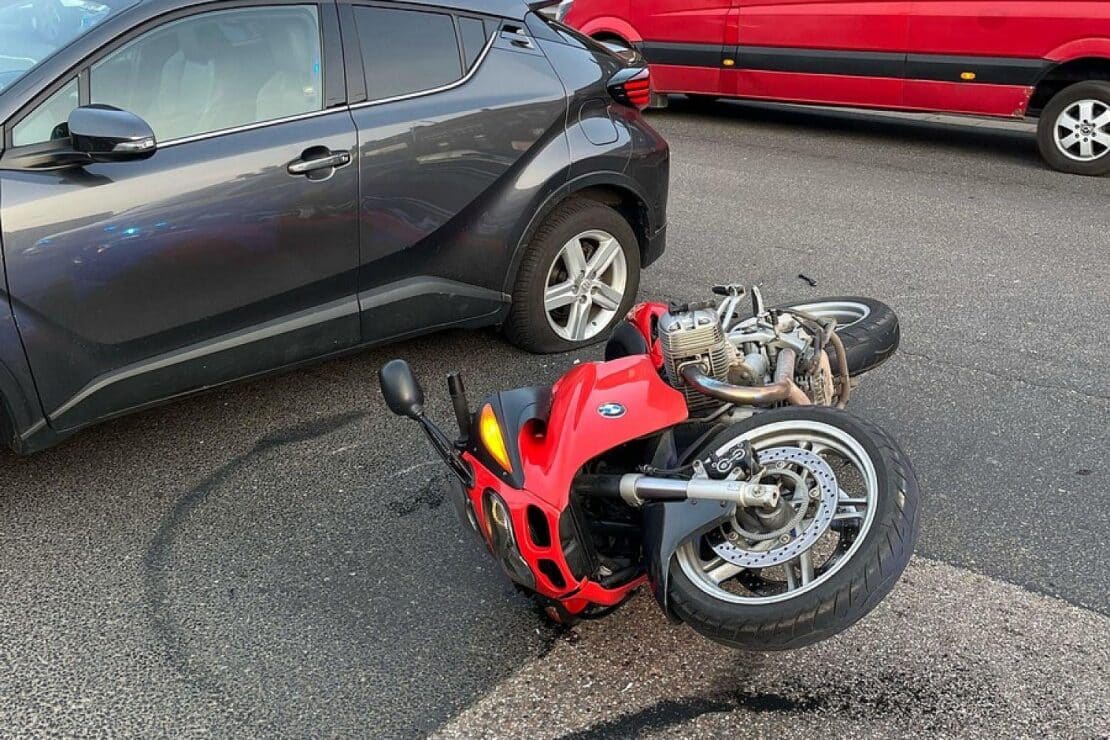 Motorradfahrer nach Unfall in Würselen gefasst